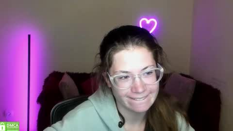 Alicia online show from September 10, 2025, 11:10 am