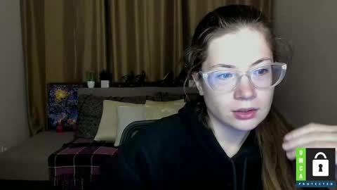 Alicia online show from September 17, 2025, 11:23 am