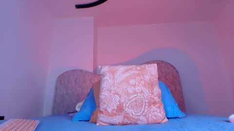 Alicia Kyse  online show from May 29, 2026, 3:26 am