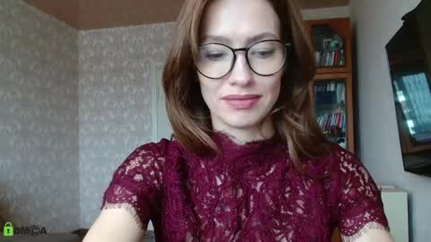 Alicia online show from September 15, 2025, 5:07 am
