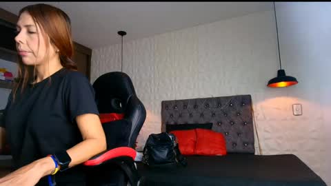 Snapshot of alicia_wonder_dl chatting on April 27, 2026, 11:52 am Ali online show from April 27, 2026, 11:52 am