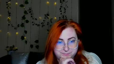 Snapshot of aliciaaared_kis chatting on January 6, 2026, 6:28 am Alicia online show from January 6, 2026, 6:28 am