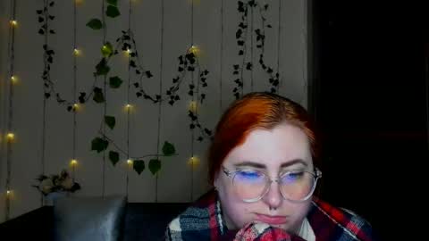 Snapshot of aliciaaared_kis chatting on January 15, 2026, 6:51 am Alicia online show from January 15, 2026, 6:51 am