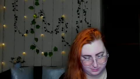 Snapshot of aliciaaared_kis chatting on January 18, 2026, 6:28 am Alicia online show from January 18, 2026, 6:28 am