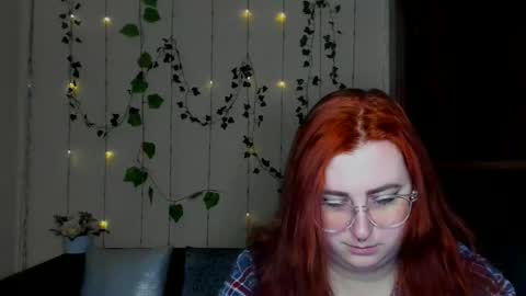 Snapshot of aliciaaared_kis chatting on February 3, 2026, 6:22 am Alicia online show from February 3, 2026, 6:22 am