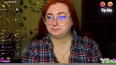 Snapshot of aliciaaared_kis chatting on February 11, 2026, 6:29 am Alicia online show from February 11, 2026, 6:29 am