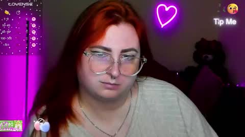 Snapshot of aliciaaared_kis chatting on February 13, 2026, 12:45 pm Alicia online show from February 13, 2026, 12:45 pm