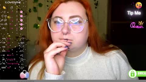 Snapshot of aliciaaared_kis chatting on February 26, 2026, 12:26 pm Alicia online show from February 26, 2026, 12:26 pm