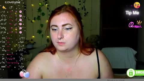Snapshot of aliciaaared_kis chatting on June 3, 2026, 2:33 pm Alicia online show from June 3, 2026, 2:33 pm
