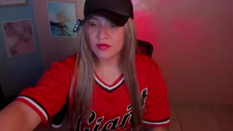 Snapshot of aliciaballard chatting on June 1, 2026, 9:27 pm Jennyfer online show from June 1, 2026, 9:27 pm