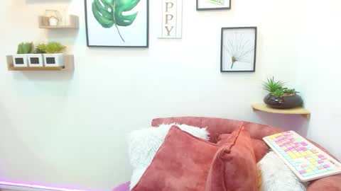 Snapshot of aliciacute__ chatting on October 16, 2025, 7:04 pm aliciacute online show from October 16, 2025, 7:04 pm