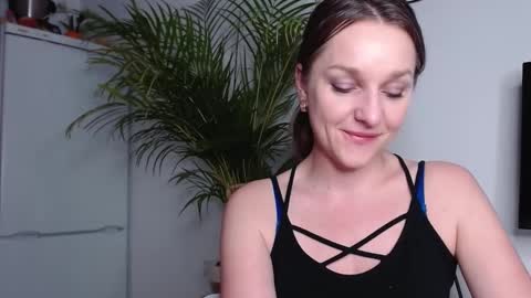 Alicia online show from February 13, 2025, 3:03 pm