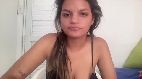 Snapshot of alicie_ebony1 chatting on February 15, 2025, 6:12 pm luisa online show from February 15, 2025, 6:12 pm