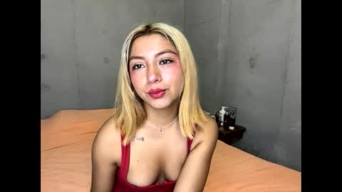 Snapshot of alicie_oconoor chatting on April 30, 2026, 2:40 am Karla Oconoor online show from April 30, 2026, 2:40 am