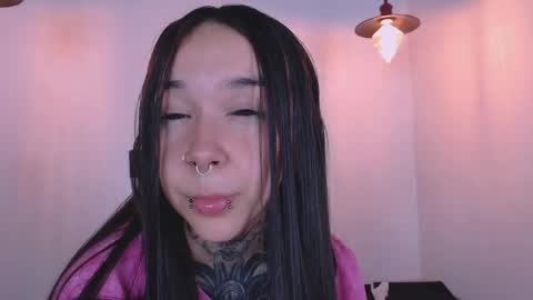 Snapshot of alien_eyes09 chatting on June 2, 2026, 1:29 am online show from June 2, 2026, 1:29 am