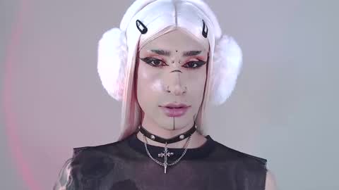     online show from February 25, 2025, 1:52 am