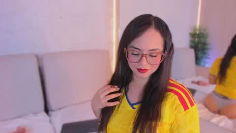 Snapshot of alihamilton_ chatting on July 3, 2026, 7:42 pm Aliha online show from July 3, 2026, 7:42 pm