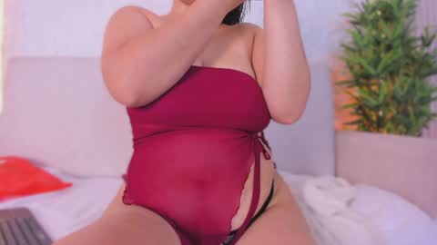 Snapshot of alihamilton_ chatting on July 21, 2026, 7:27 pm Aliha online show from July 21, 2026, 7:27 pm