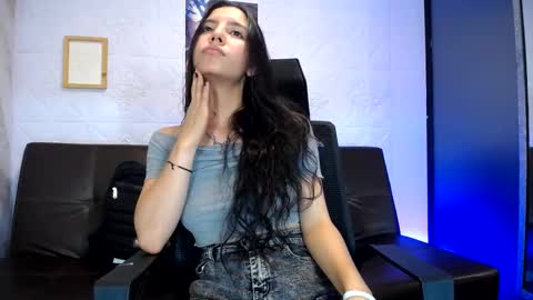 Alice online show from March 9, 2025, 1:25 am