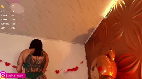 Alicie online show from February 13, 2025, 10:00 pm