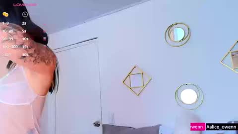 Alicie online show from September 10, 2025, 9:15 pm