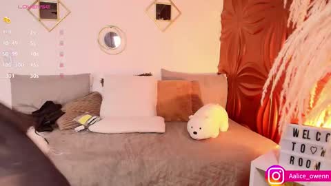 Alicie online show from October 5, 2025, 11:02 pm