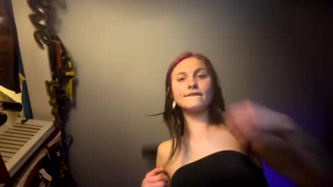 Snapshot of alilsteppa chatting on December 18, 2025, 10:10 am alilsteppa online show from December 18, 2025, 10:10 am