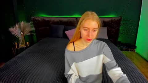Alina online show from October 9, 2025, 5:38 am