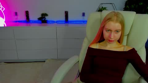 Alina online show from October 23, 2025, 5:40 am