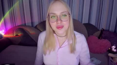 alinaocean online show from February 22, 2026, 3:21 pm