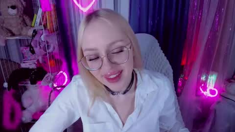 Snapshot of alinaocean chatting on April 20, 2026, 4:43 pm alinaocean online show from April 20, 2026, 4:43 pm
