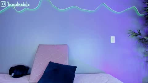    online show from September 18, 2025, 2:30 pm