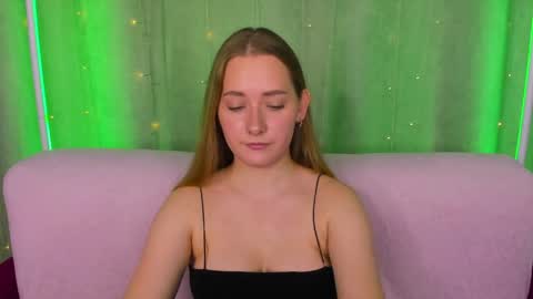 Snapshot of alinawise chatting on April 10, 2026, 1:22 am alinawise online show from April 10, 2026, 1:22 am