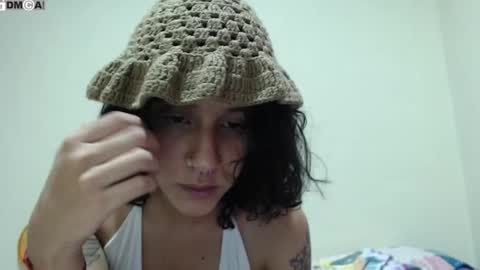 Snapshot of alinawoolf_ chatting on March 21, 2026, 8:19 am Ali online show from March 21, 2026, 8:19 am