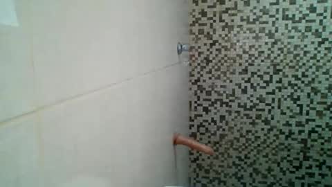 Aline online show from October 7, 2025, 7:11 pm