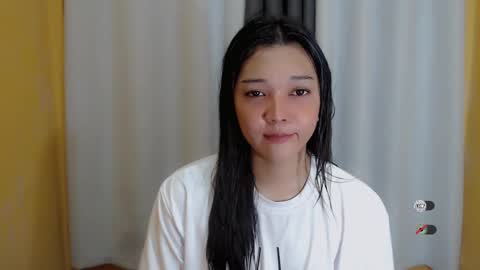 Snapshot of alisa_kiss_ chatting on January 2, 2025, 12:35 pm Shanti xhey online show from January 2, 2025, 12:35 pm