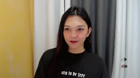 Snapshot of alisa_kiss_ chatting on January 17, 2025, 3:32 pm Shanti xhey online show from January 17, 2025, 3:32 pm