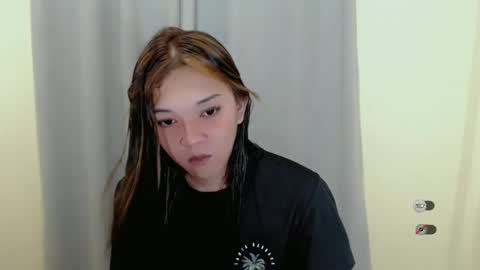 Snapshot of alisa_kiss_ chatting on January 25, 2025, 5:51 am Shanti xhey online show from January 25, 2025, 5:51 am