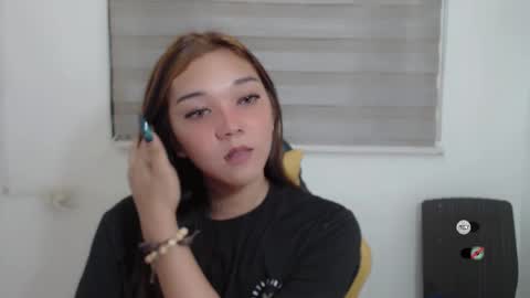 Snapshot of alisa_kiss_ chatting on January 30, 2025, 1:33 am Shanti xhey online show from January 30, 2025, 1:33 am