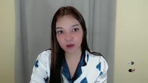 Snapshot of alisa_kiss_ chatting on February 8, 2025, 7:16 pm Shanti xhey online show from February 8, 2025, 7:16 pm