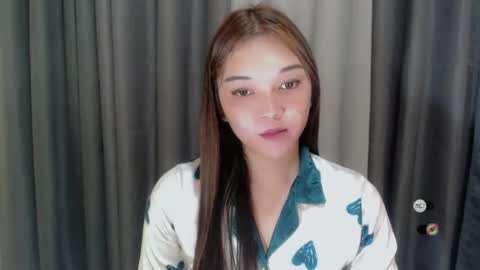 Snapshot of alisa_kiss_ chatting on February 9, 2025, 7:41 pm Shanti xhey online show from February 9, 2025, 7:41 pm