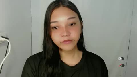 Shanti xhey online show from May 26, 2026, 5:42 pm