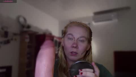 alisa_u online show from April 13, 2026, 10:37 pm