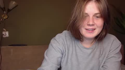 alisaxxxshy online show from September 30, 2025, 10:26 pm