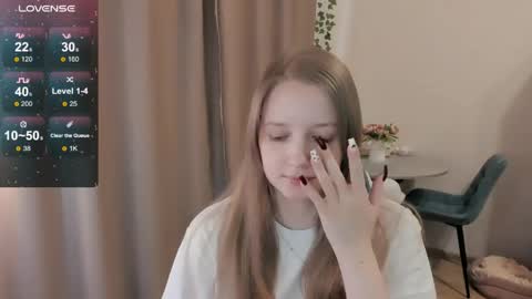 Snapshot of alisha_ley chatting on April 19, 2026, 2:16 pm Alya online show from April 19, 2026, 2:16 pm