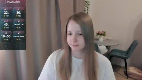 Snapshot of alisha_ley chatting on April 23, 2026, 1:57 pm Alya online show from April 23, 2026, 1:57 pm