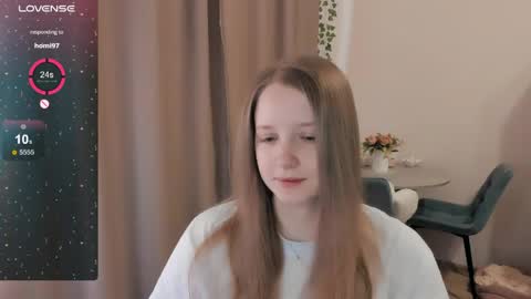 Snapshot of alisha_ley chatting on May 3, 2026, 1:50 pm Alya online show from May 3, 2026, 1:50 pm