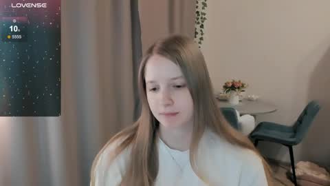 Snapshot of alisha_ley chatting on May 13, 2026, 1:14 am Alya online show from May 13, 2026, 1:14 am