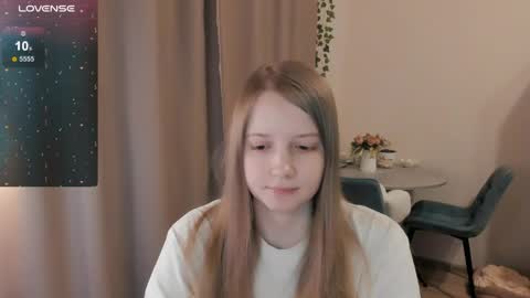 Snapshot of alisha_ley chatting on May 19, 2026, 2:29 am Alya online show from May 19, 2026, 2:29 am