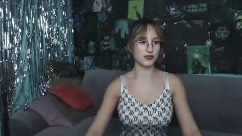 alishakelly online show from November 10, 2025, 5:50 am